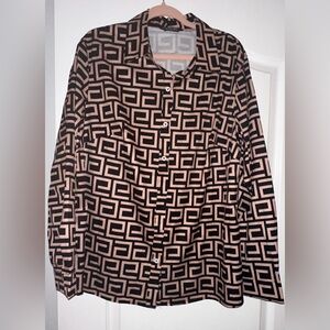 Geometric Patterned Button-Up Shirt